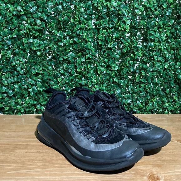 Nike Other - Nike Air Max Axis GS Triple Black, 4Y
